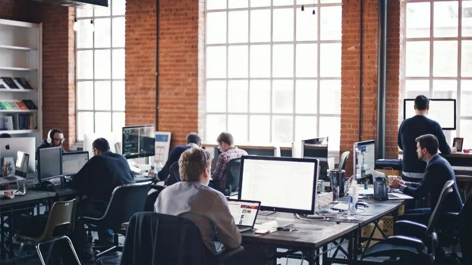 Как выбрать веб-студию в Олёкминске по кейсам