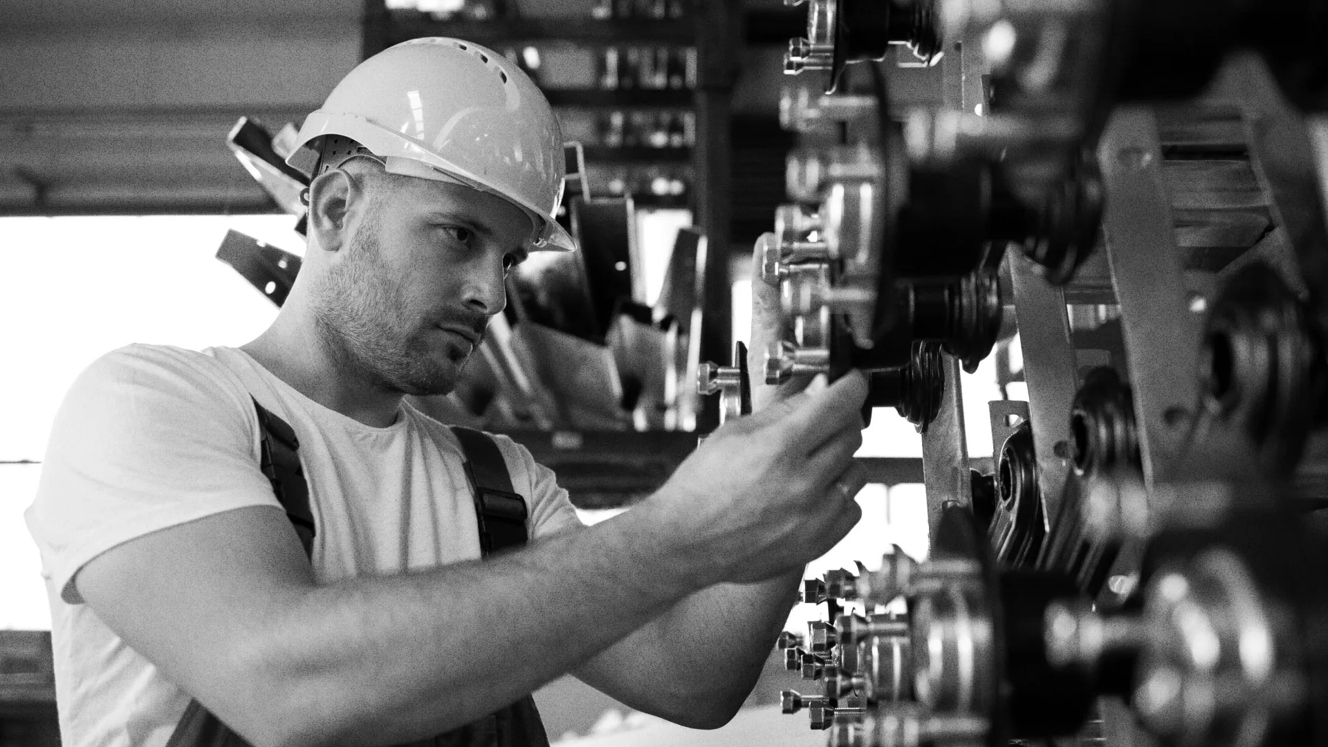 Разработка сайта для завода по продаже оборудования в Олёкминске