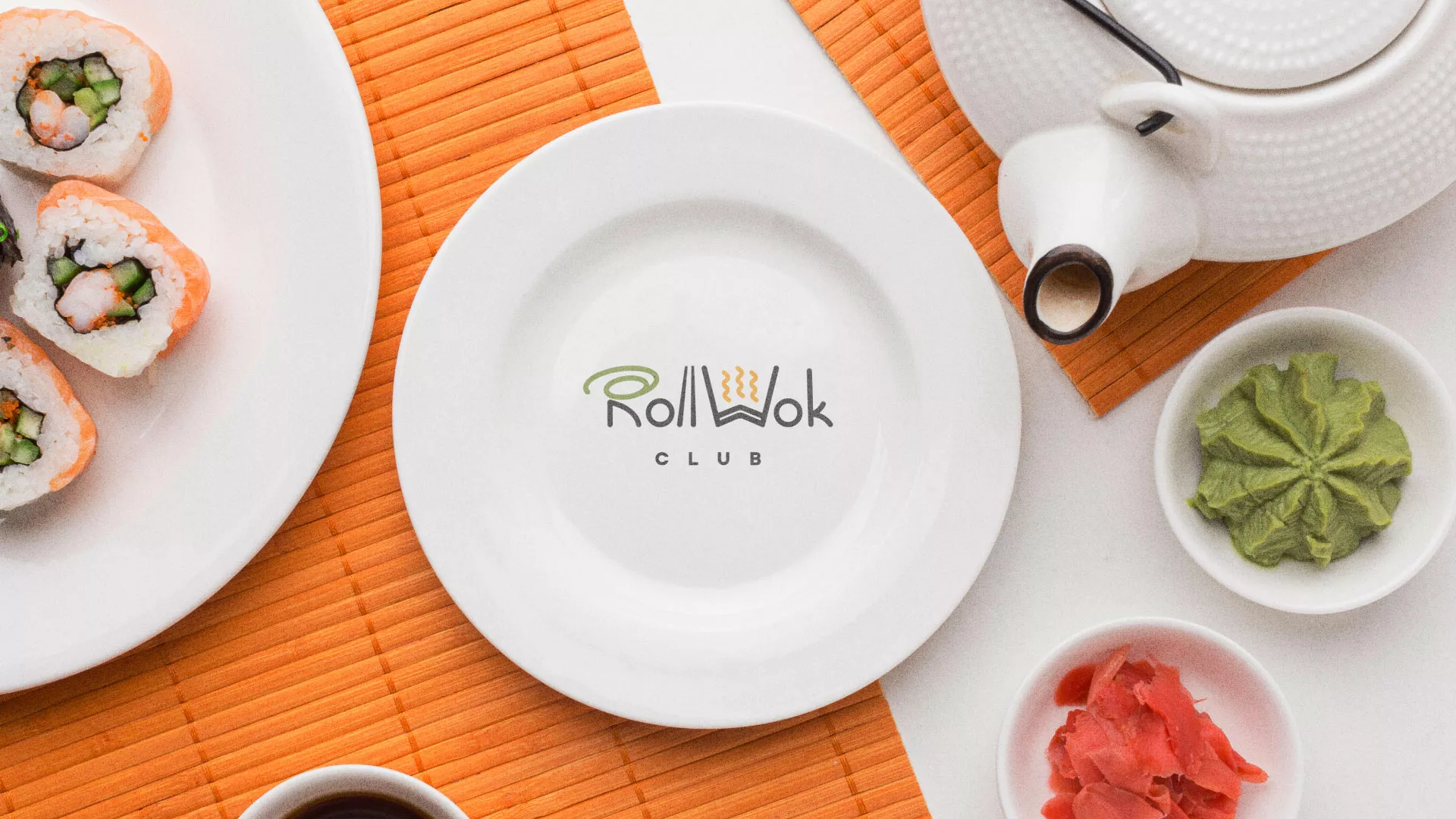 Разработка логотипа и фирменного стиля в Олёкминске для суши-бара «Roll Wok Club» Разработка логотипа и фирменного стиля в Олёкминске для суши-бара «Roll Wok Club»